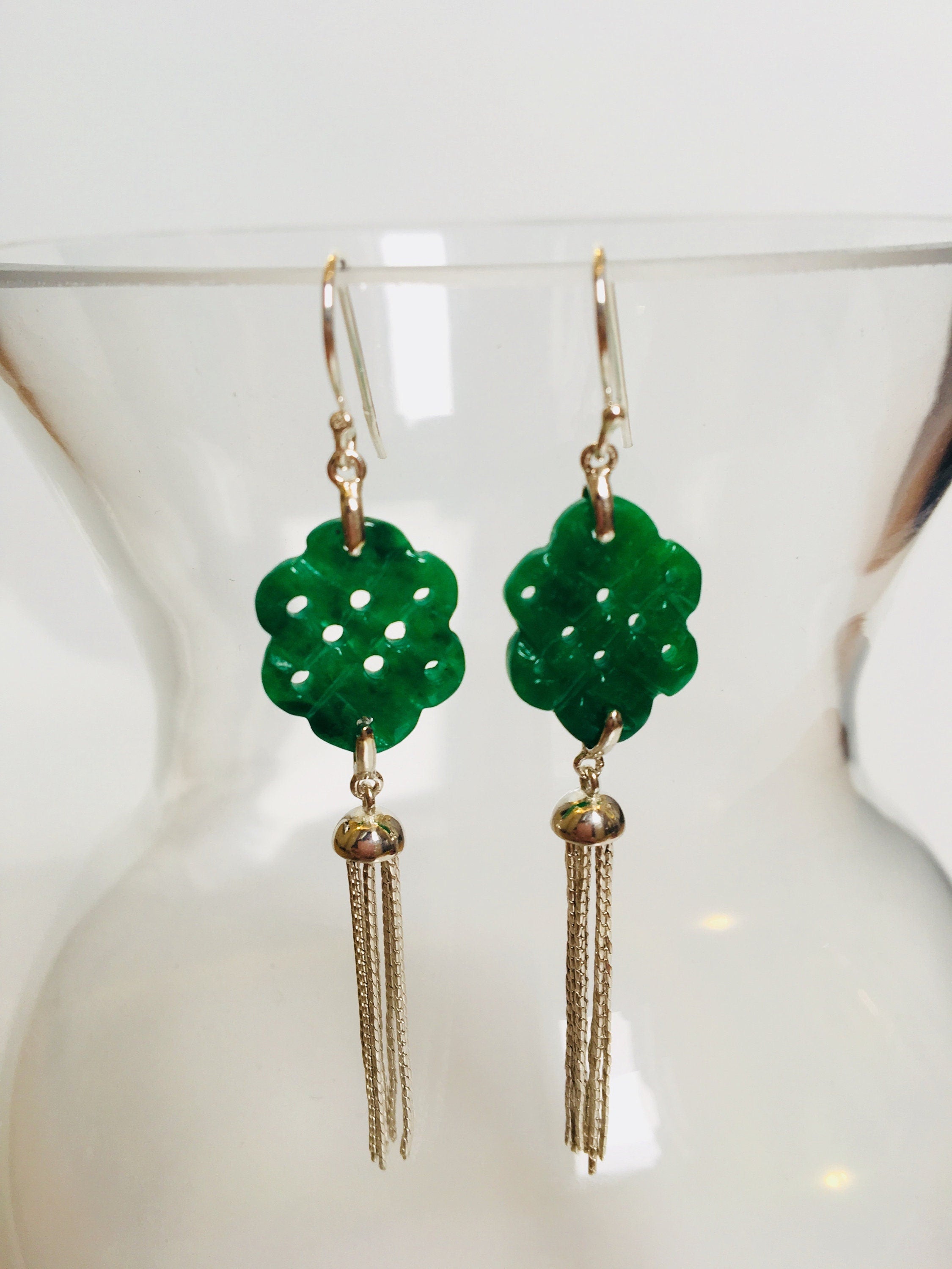 Vintage Chinesische Endlosknoten Grüne Jade Ohrringe.Sterling Silber Quasten Ohrringe.Mystische Smaragd Ohrringe.Glücksgeschenk für Sie
