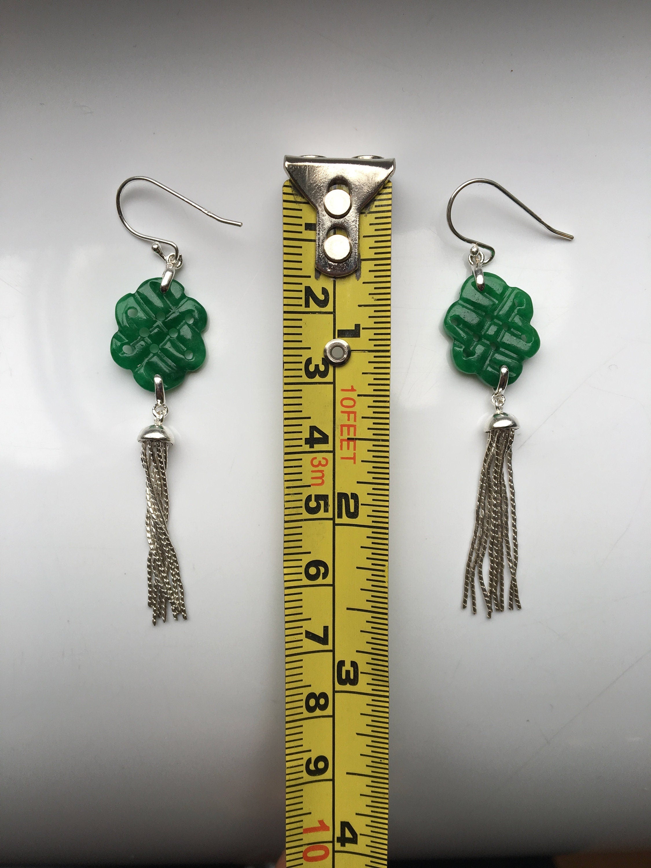 Vintage Chinesische Endlosknoten Grüne Jade Ohrringe.Sterling Silber Quasten Ohrringe.Mystische Smaragd Ohrringe.Glücksgeschenk für Sie