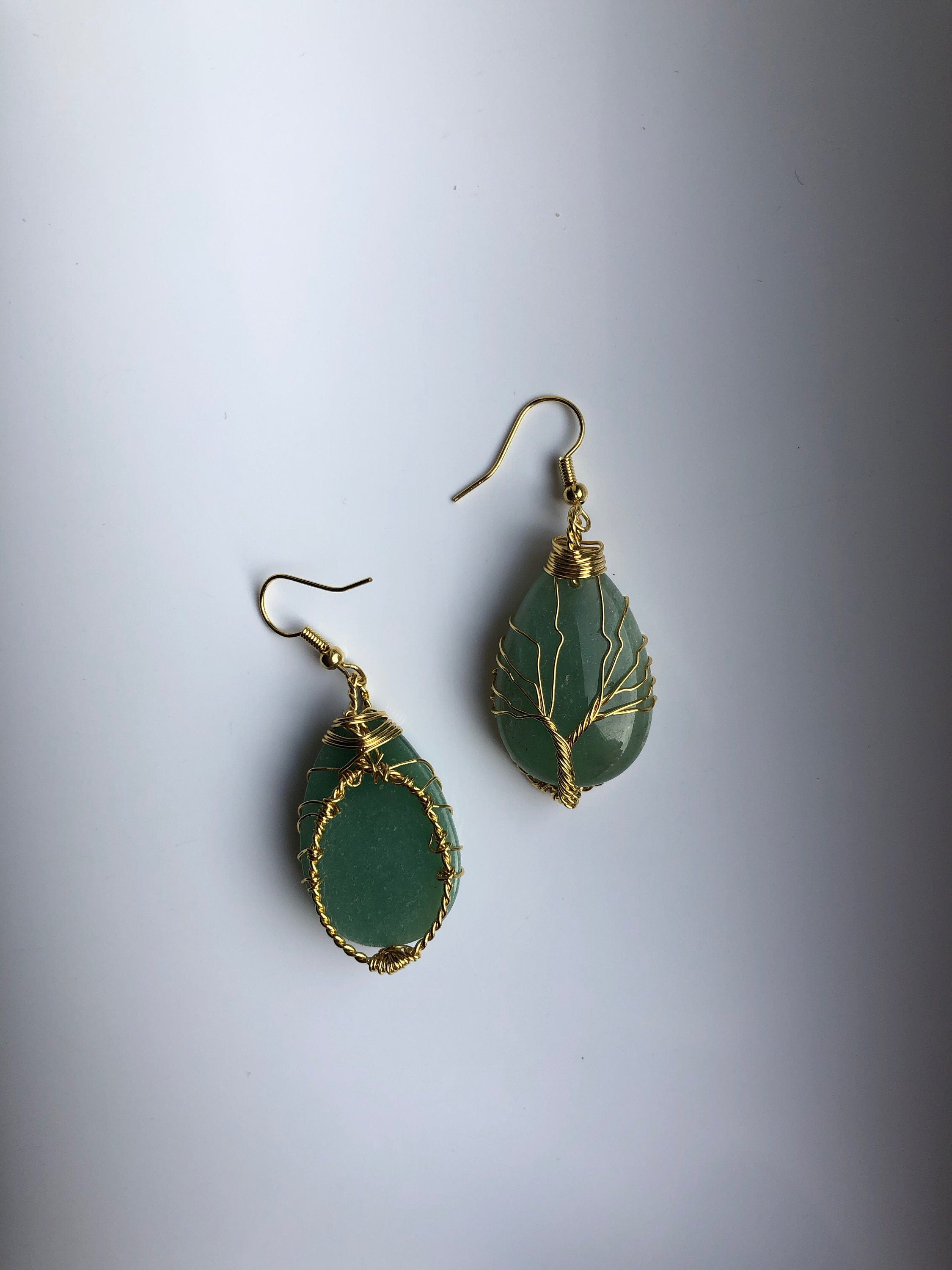 Jade Stein Baum des Lebens Ohrringe.Grün/Rosa Tropfen Anhänger.Gold Baum des Lebens.Boho Schmuck.Wire Wrap Schmuck.Geburtsstein Geschenk für Sie