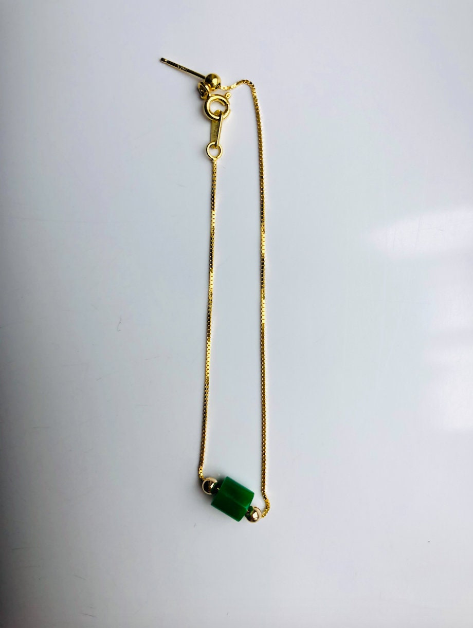 18k Gold Jade Charm Bracelet.Tiny Jade Bead Bracelet.Modern Green Jade Bracelet.Dainty Gold Bracelet.Adjustable Real Nephrite Jade Jewelry