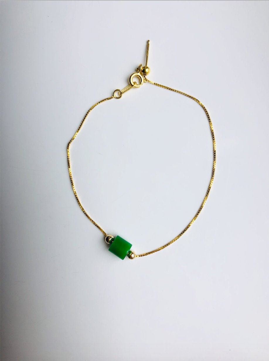 18k Gold Jade Charm Bracelet.Tiny Jade Bead Bracelet.Modern Green Jade Bracelet.Dainty Gold Bracelet.Adjustable Real Nephrite Jade Jewelry