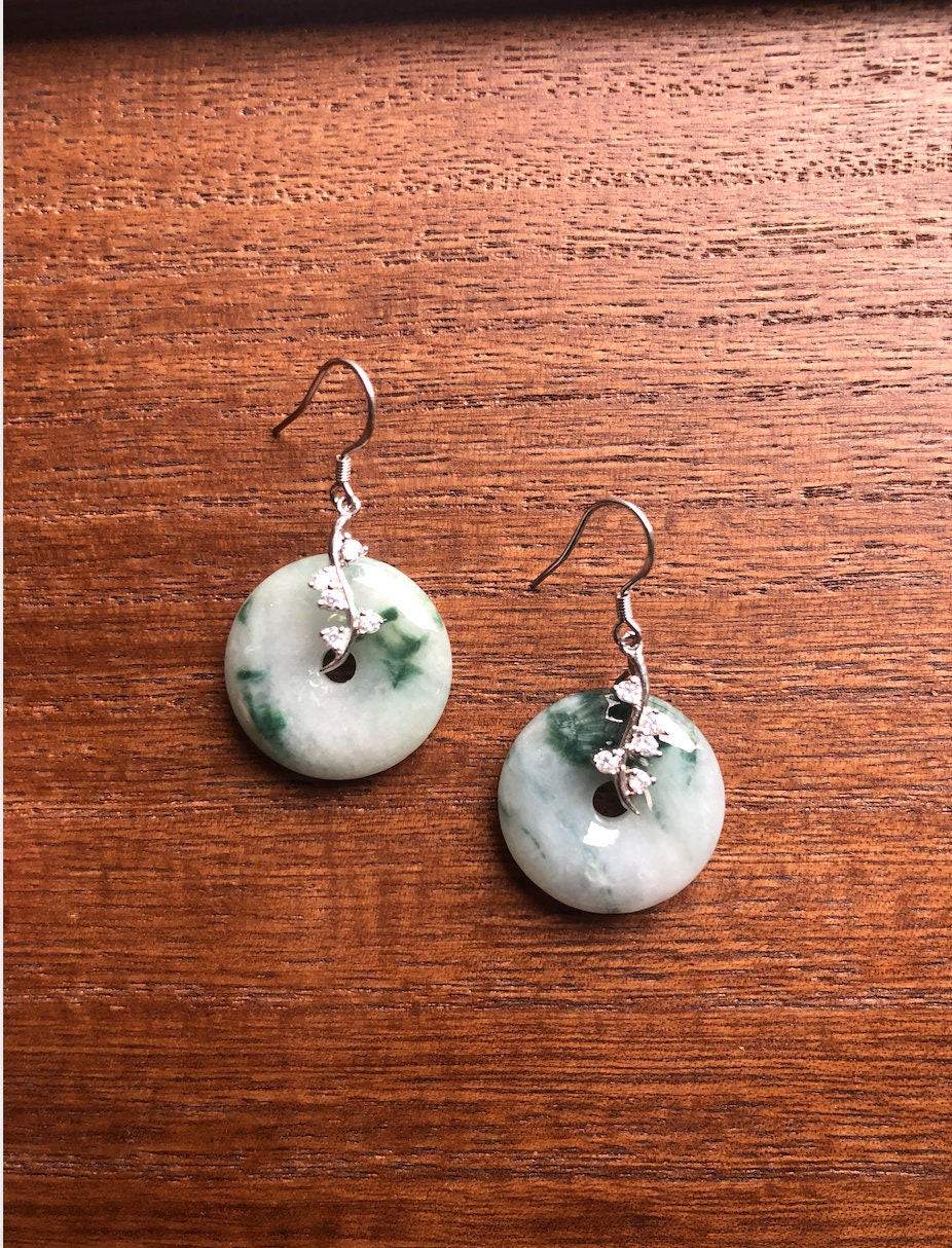 Natürliche grüne Jade Donut Ohrringe.Silber Blumen Jade Kreis Ohrringe.Runde grüne &amp; weiße Jade Schmuck.Jade Ohrringe Silber.Echte Jade Geschenk