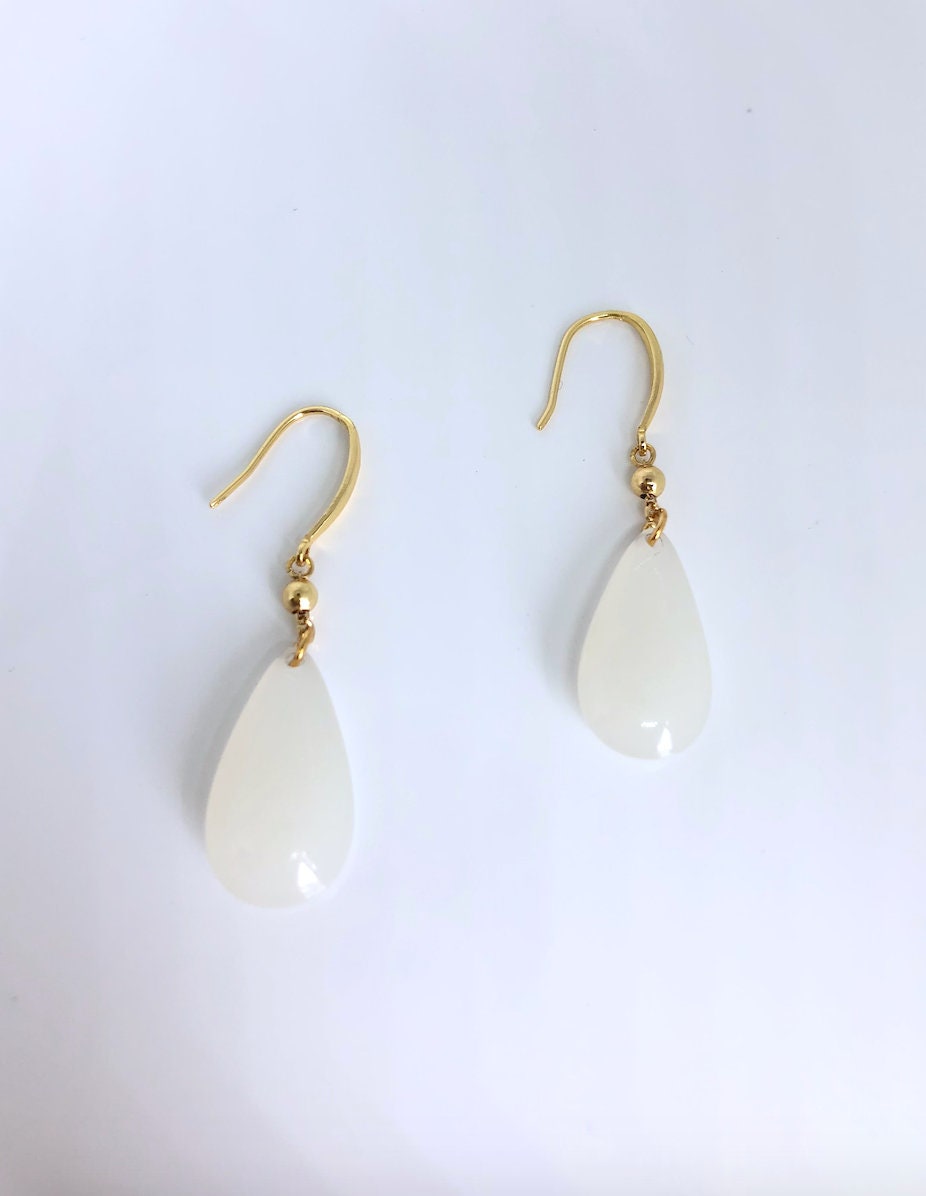 Minimalistic 14k Gold Earrings.White Teardrop Jade Hanging Earrings.Jade Drop Earrings.Elegant Real Jade Jewelry.Jade Dangle Earrings.Gift
