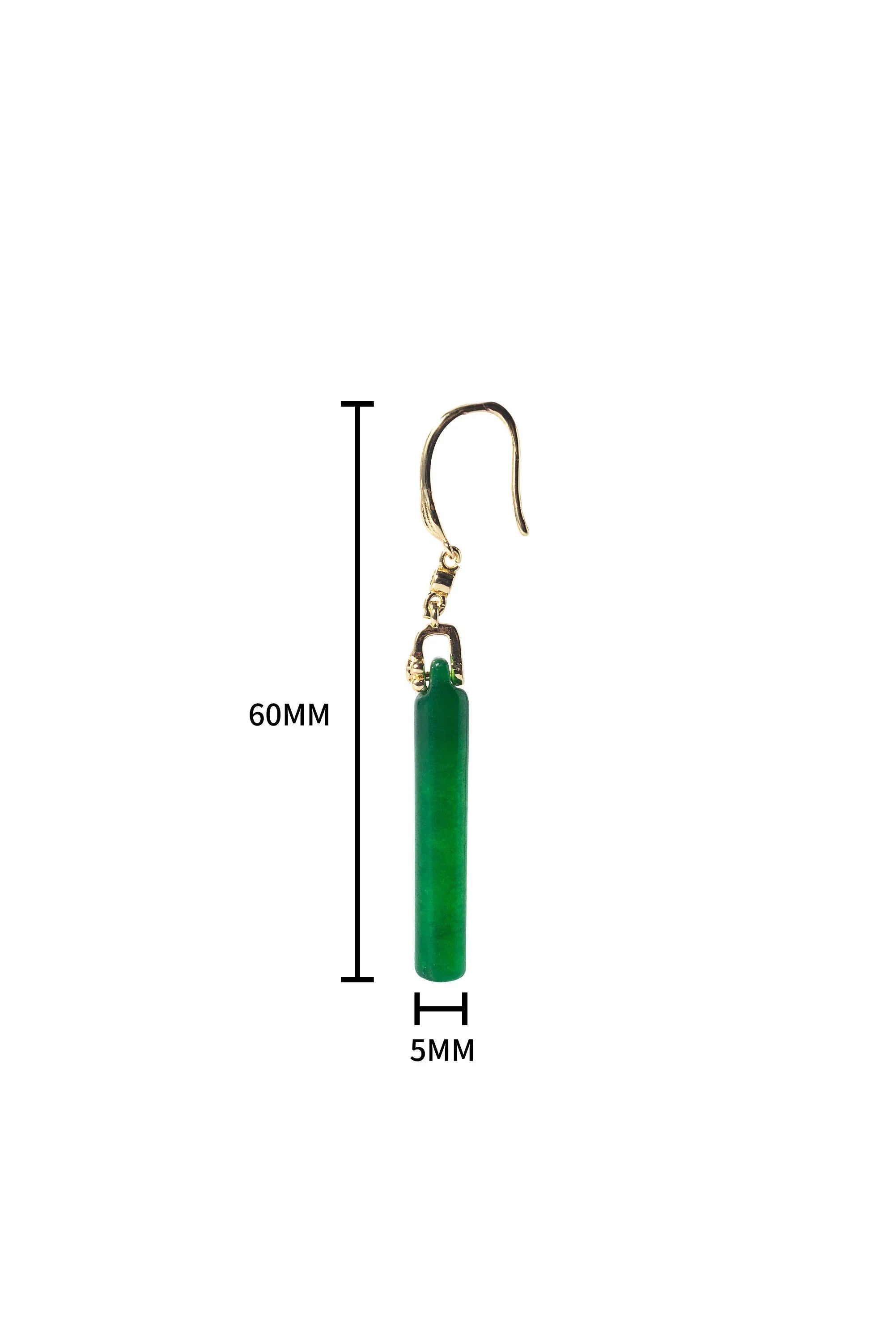 Lange grüne Jade-Ohrringe.Elegante Jade-Ohrringe.Handgefertigte Gold-Jade-Ohrringe.Hängende echte Jade-Ohrringe.Chinesischer Jade-Smaragd