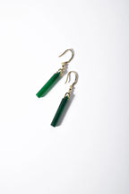 Lange grüne Jade-Ohrringe.Elegante Jade-Ohrringe.Handgefertigte Gold-Jade-Ohrringe.Hängende echte Jade-Ohrringe.Chinesischer Jade-Smaragd