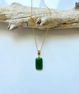 Quadratische grüne Jade-Halskette. Minimalistischer goldener Jade-Würfel-Anhänger 16''. Schlichter Jade-Schmuck. Kleiner Jade-Anhänger. Echte chinesische Jade. Geschenk für sie.