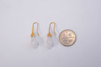 Gold Tropfen Weiße Jade Blumen Ohrringe.Hängende Jade Ohrringe.Jade Tropfen Tulpen Ohrringe.Eleganter echter Jade Schmuck.Jade Ohrhänger.Geschenk