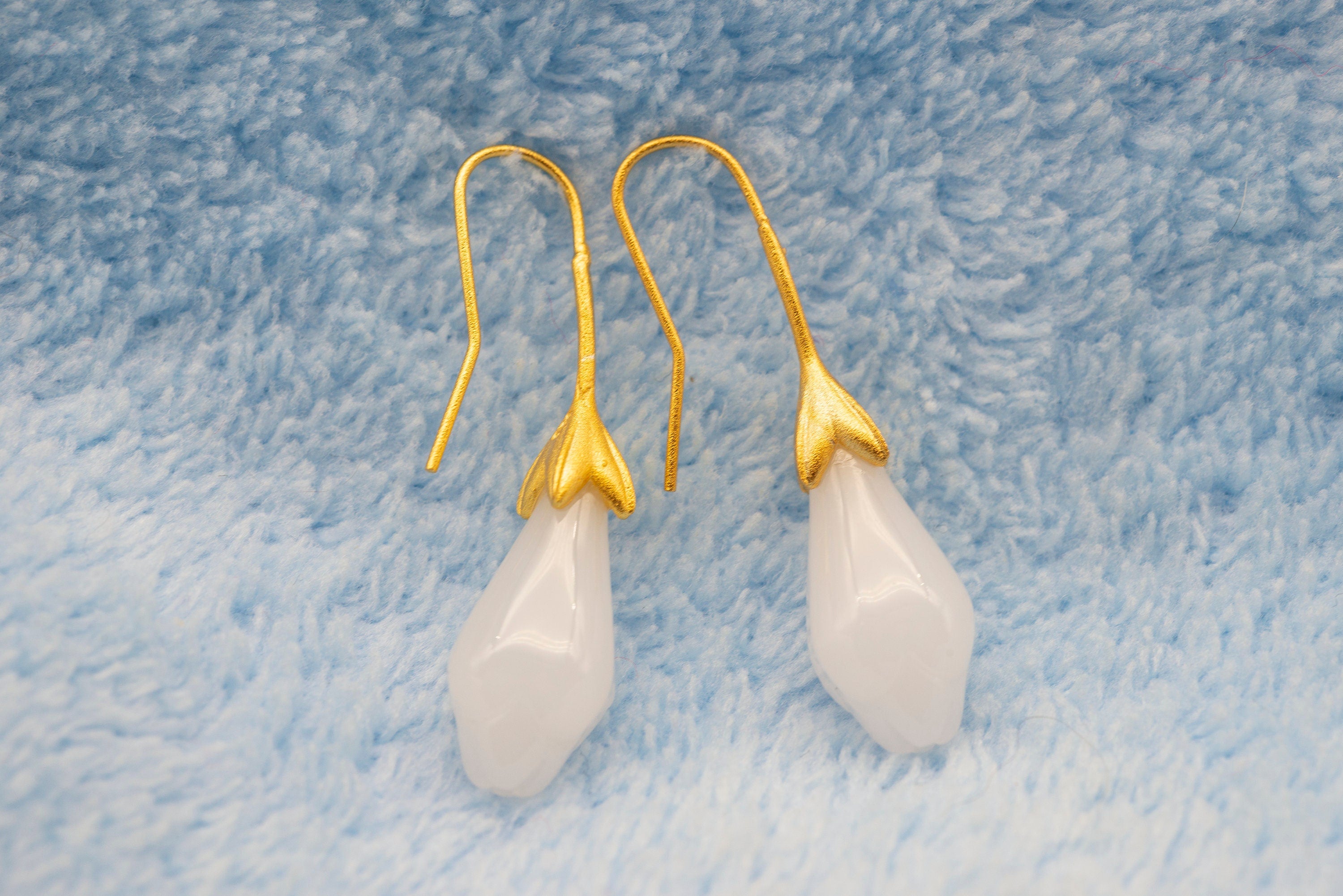 Gold Teardrop White Jade Flower Earrings.Hanging Jade Earrings.Jade Drop Tulip Earrings.Elegant Real Jade Jewelry.Jade Dangle Earrings.Gift