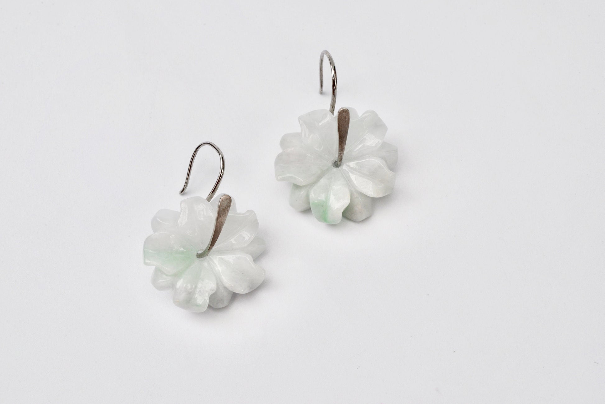 Green & White Jade Flower Earrings.Jade Silver Earrings.Real Jade Jewelry.Sterling Silver Earrings.Wedding Floral jewelry.Gift for her.Bride
