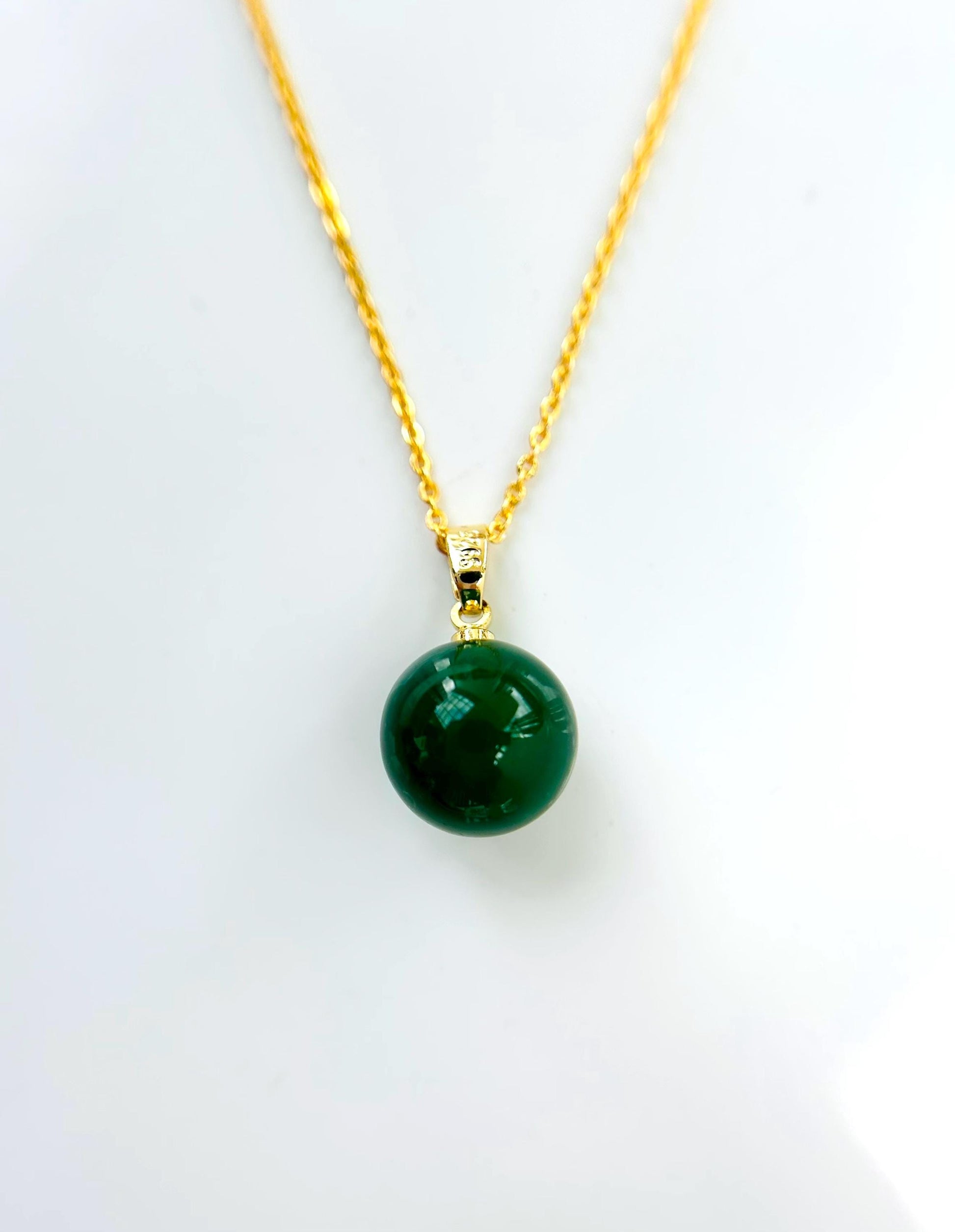 Gold Green Jade Dot Pendant.Minimalist round Jade Necklace 18''.Jade Circle Jewelry.Chinese Jade.Green Jade Jewelry.Jade Bead Pendant.Gift