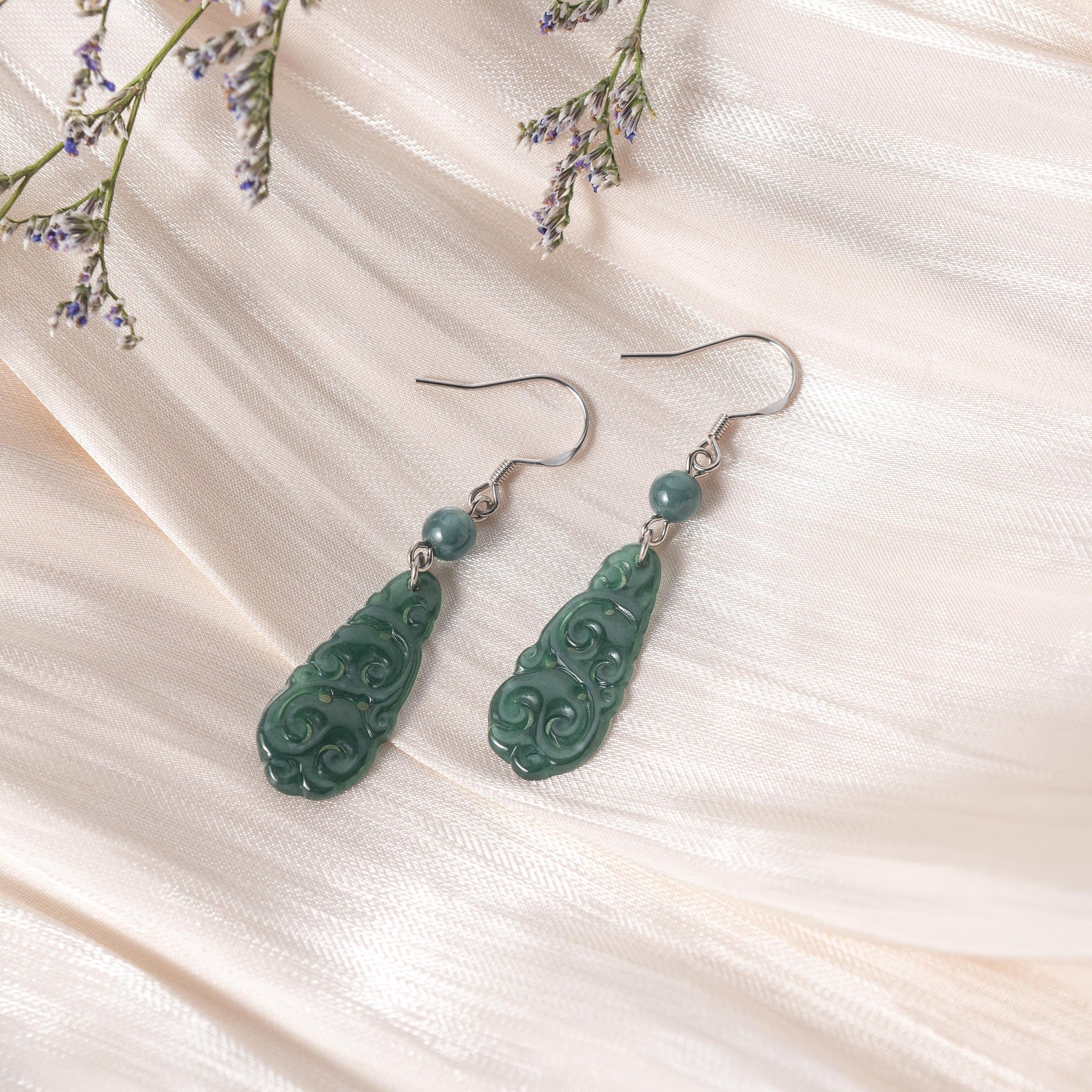 Stunning Long Teardrop Jade Earrings.Laced Green Jade.Carved Real Jade Drop Dangle Earrings.Vintage Silver Jade.Chinese Jade Jewelry.Gift