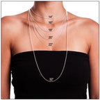 a picture of a women wearing different size including 14''-22'' for size reference