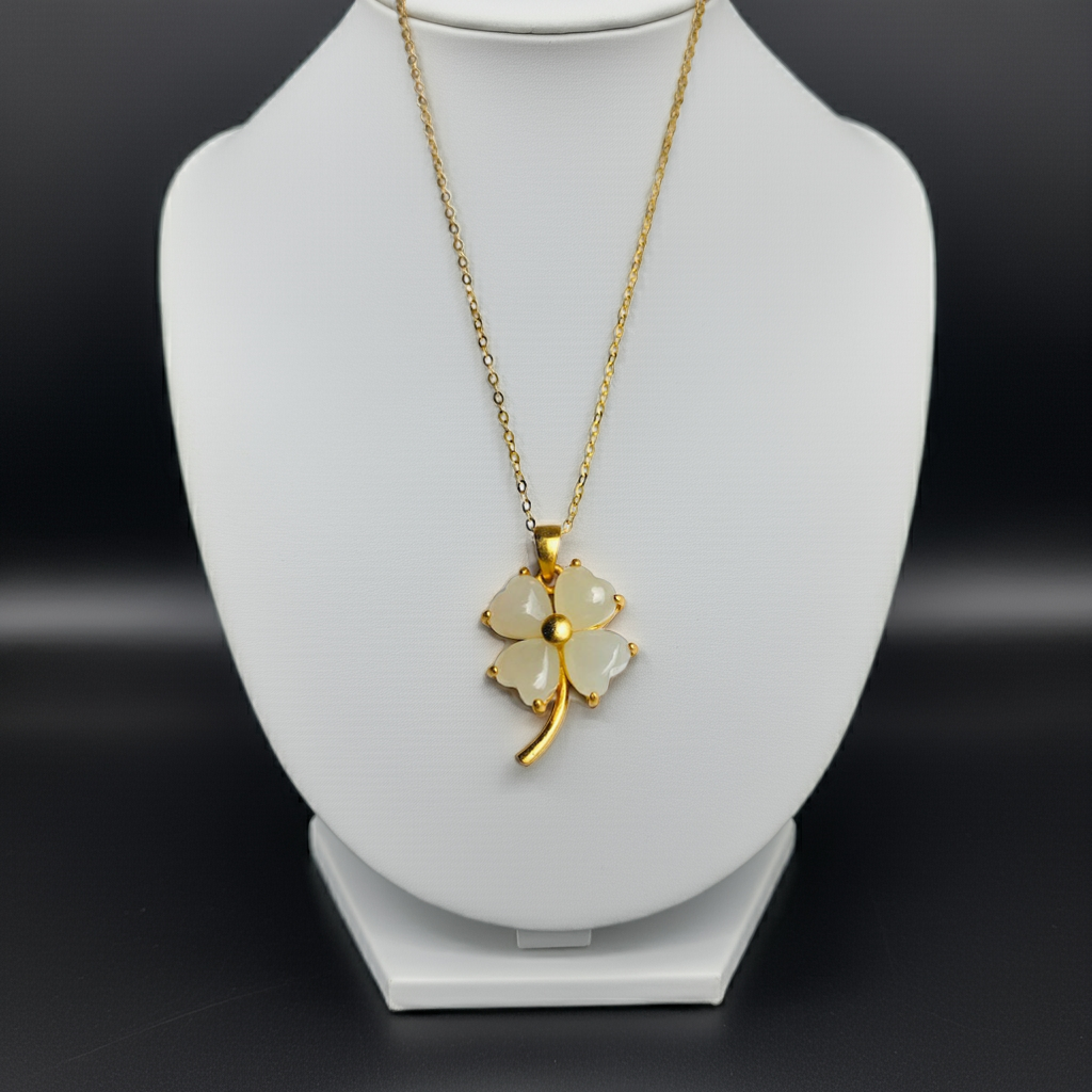 18'' White Jade Pendants.14k Gold Jade Necklace.White Clover Pendants.Lucky Charm Jewelry.Genuine Jade Necklace.Real Jade Pendant.Gift